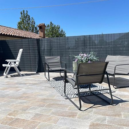 La Signora Dei Fiori Apartamento Gubbio Exterior foto