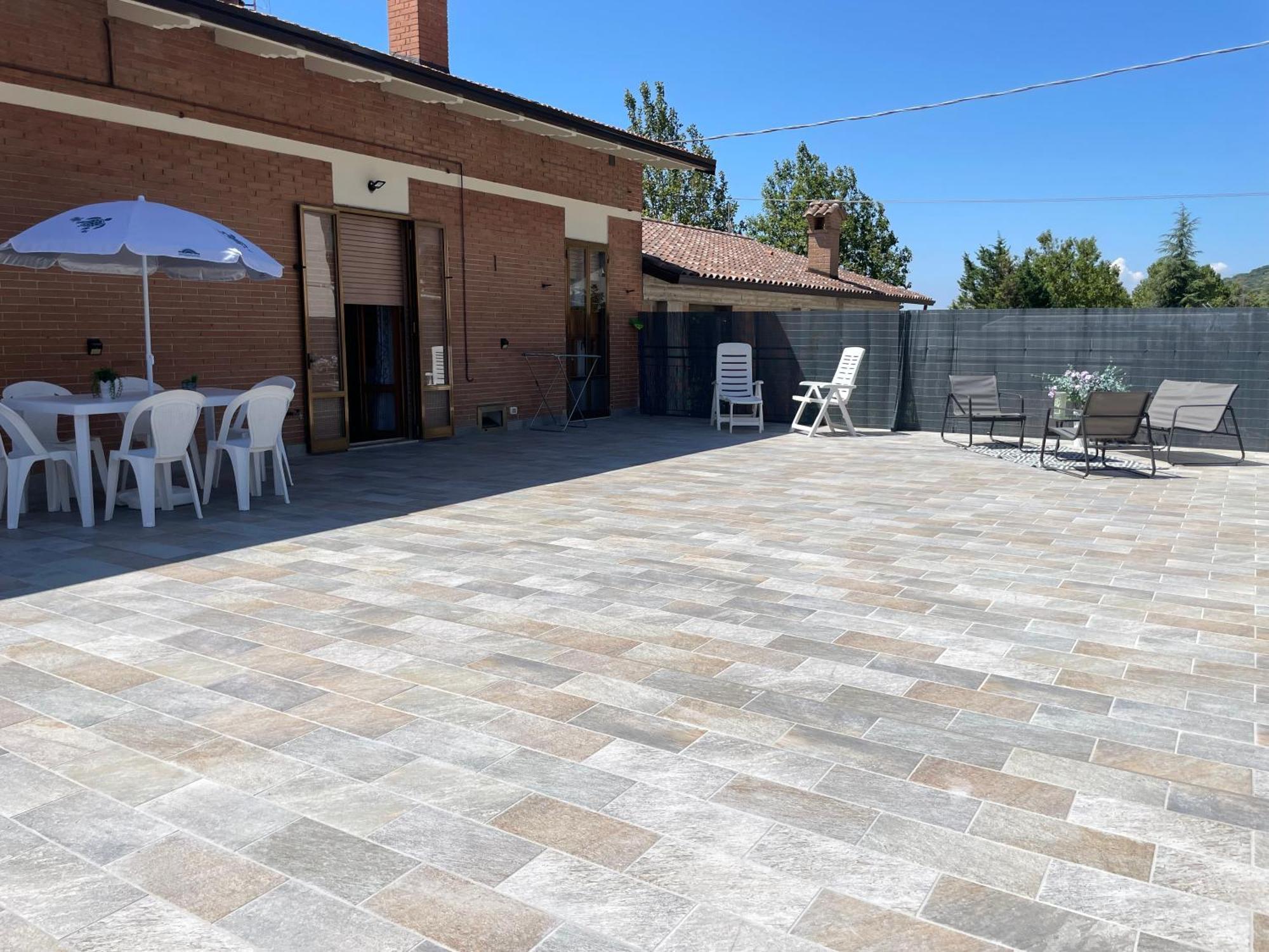 La Signora Dei Fiori Apartamento Gubbio Exterior foto